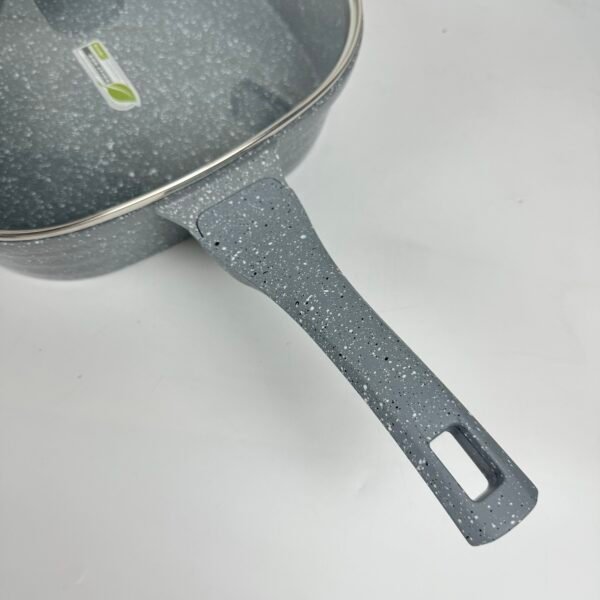 Square-shaped Cookware Set - Image 3